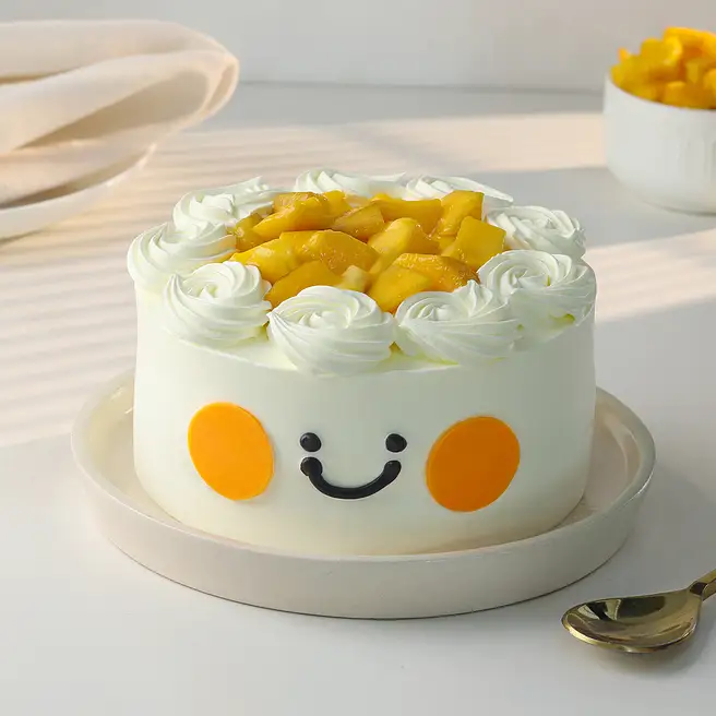 Mango Smiley Eggless Cream Bento Cake